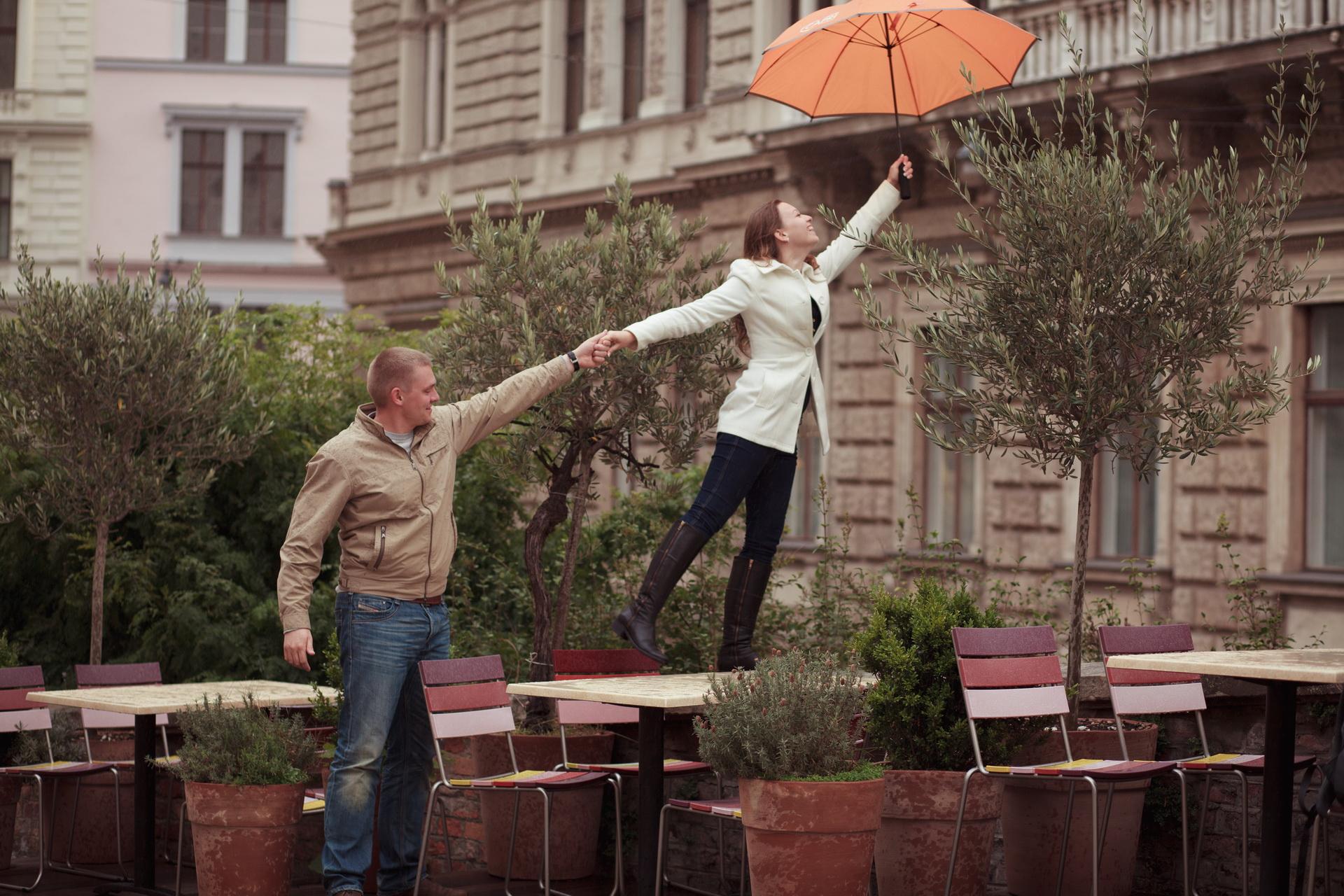 Lovestory Shooting im Regen in Wien mit Fotografin – 3
