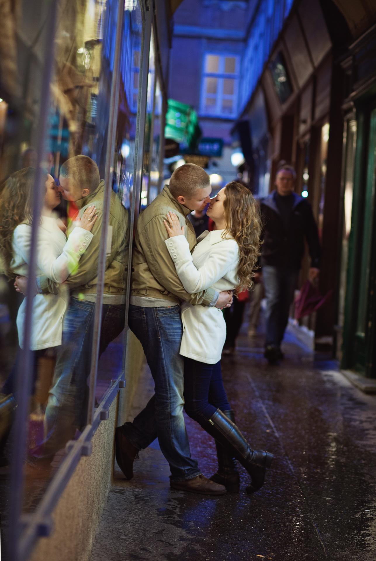 Lovestory Shooting im Regen in Wien mit Fotografin – 18