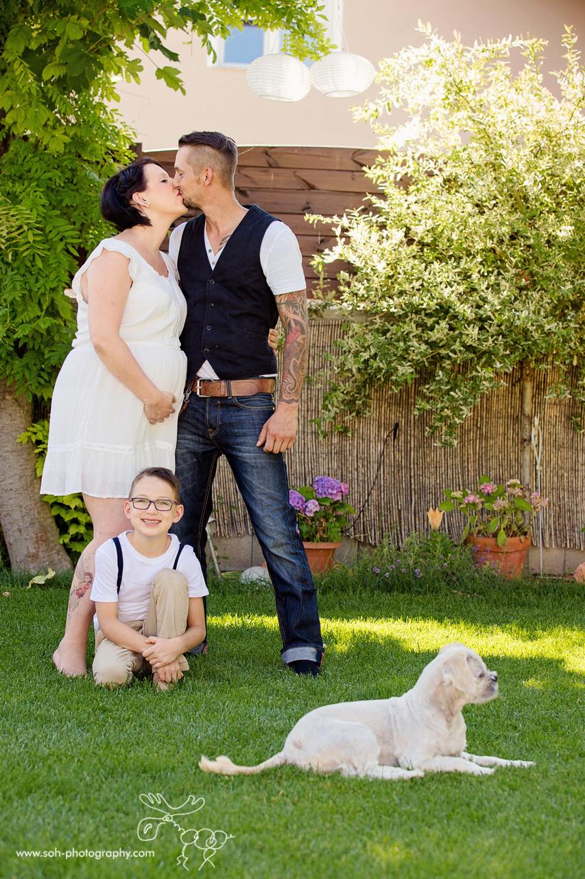 Familien Fotoshooting mit Babybauch in Trautmannsdorf – 3