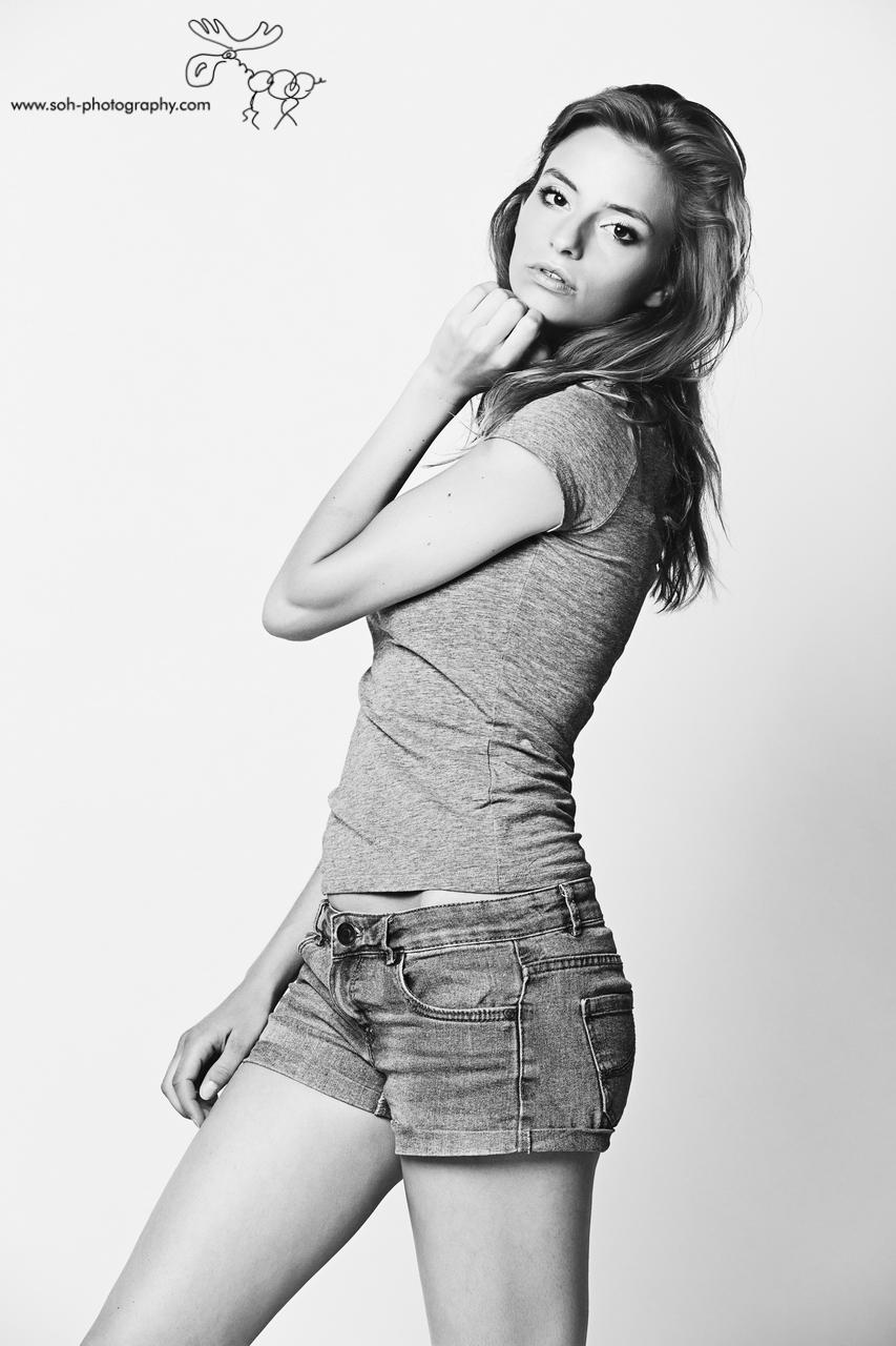 Fashion Fotoshooting Studio Wien Fotografin Elisabeth Portraits Sommer – 5