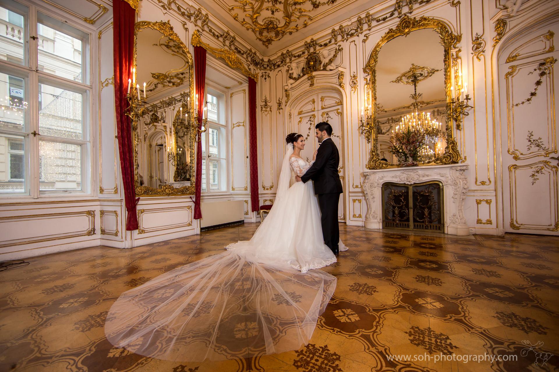 Hochzeitsfotografin Bruck an der Leitha zwei Looks standesamtliche Trauung – 13