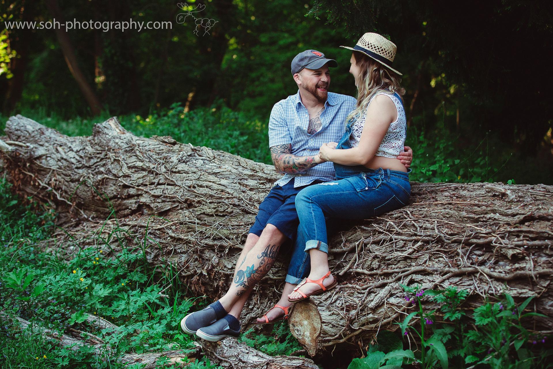 Babybauch Fotoshooting im Harrachpark Bruck an der Leitha Fotografin – 10