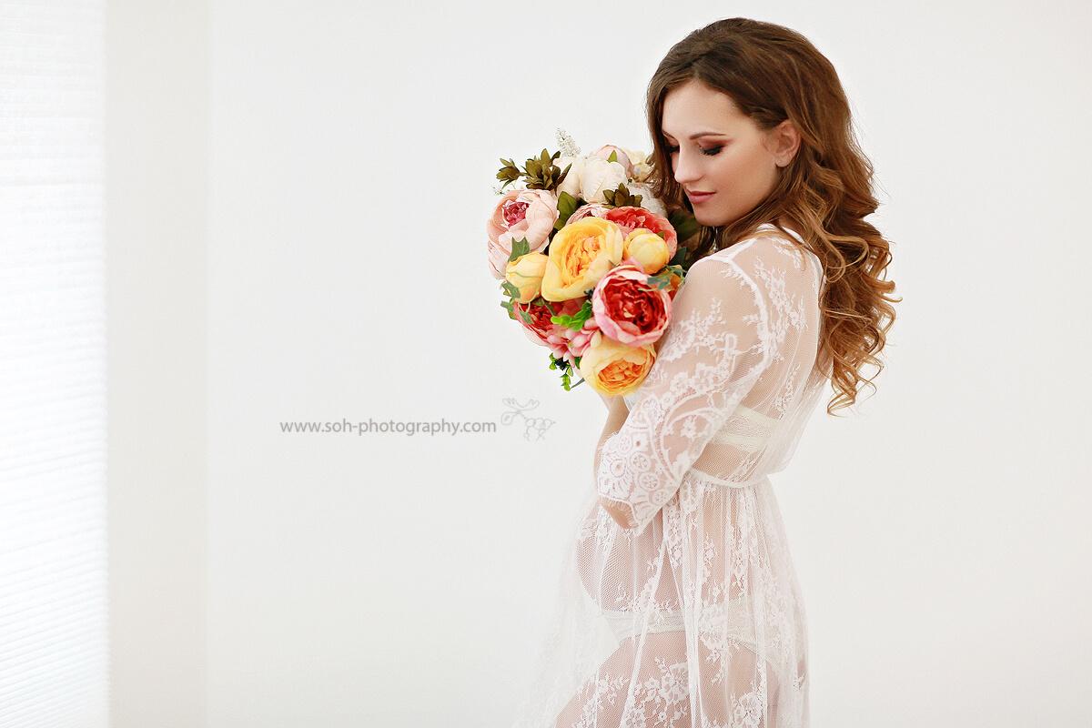 Babybauch Fotoshooting im Studio Bruck an der Leitha – 11