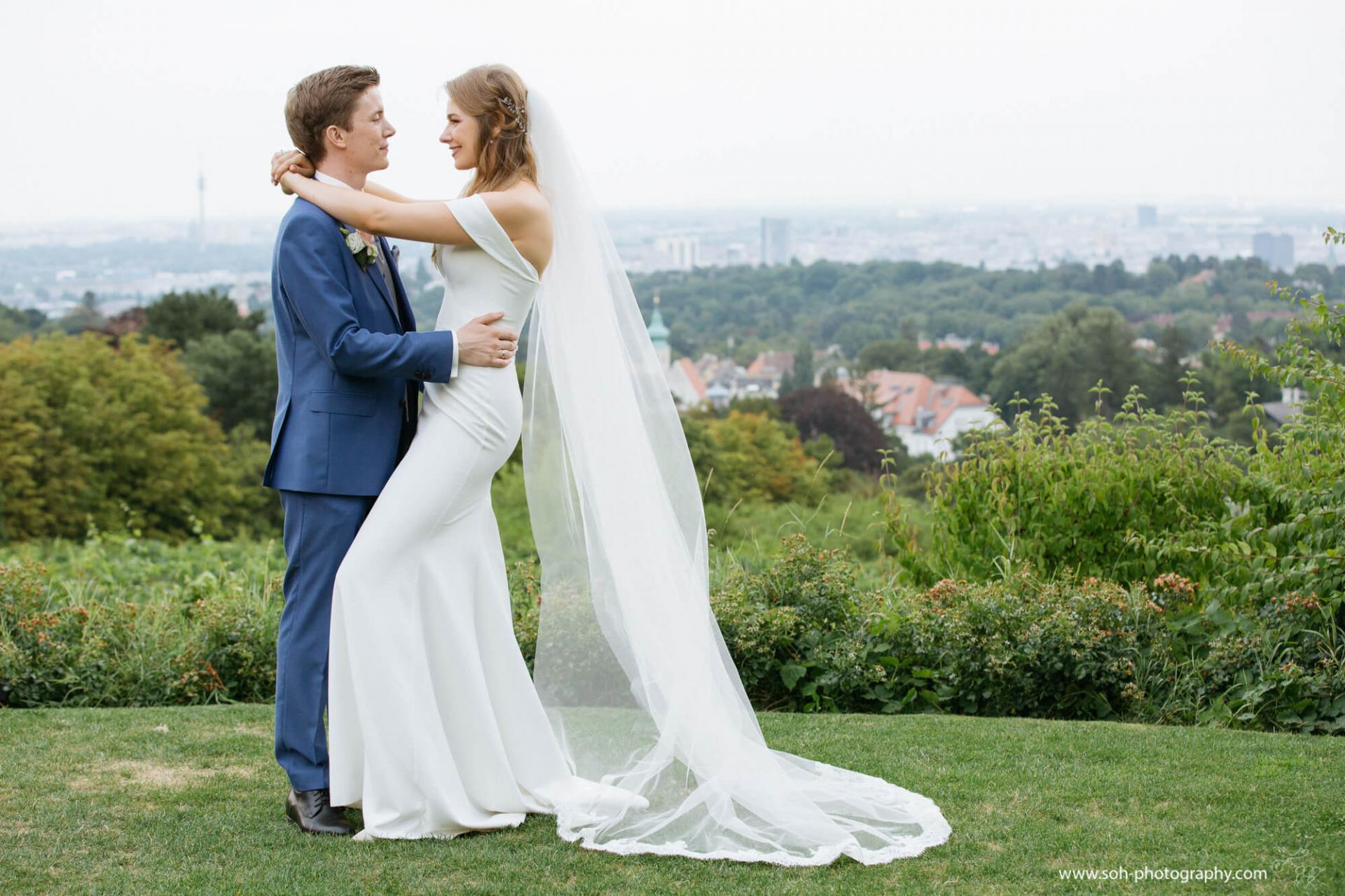 Hochzeit Fotoshooting im Weingut am Reisenberg Wien – 16