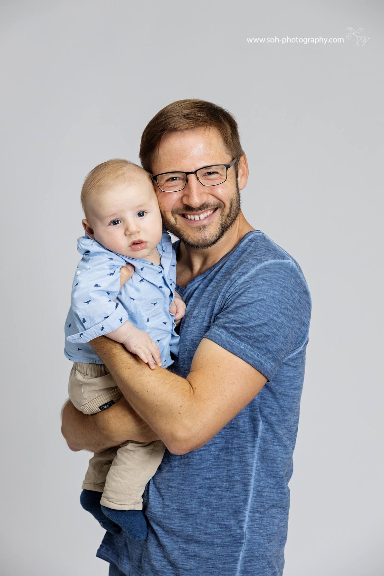 Familien Fotoshooting Babybauch und Baby mit Fotografin – 8