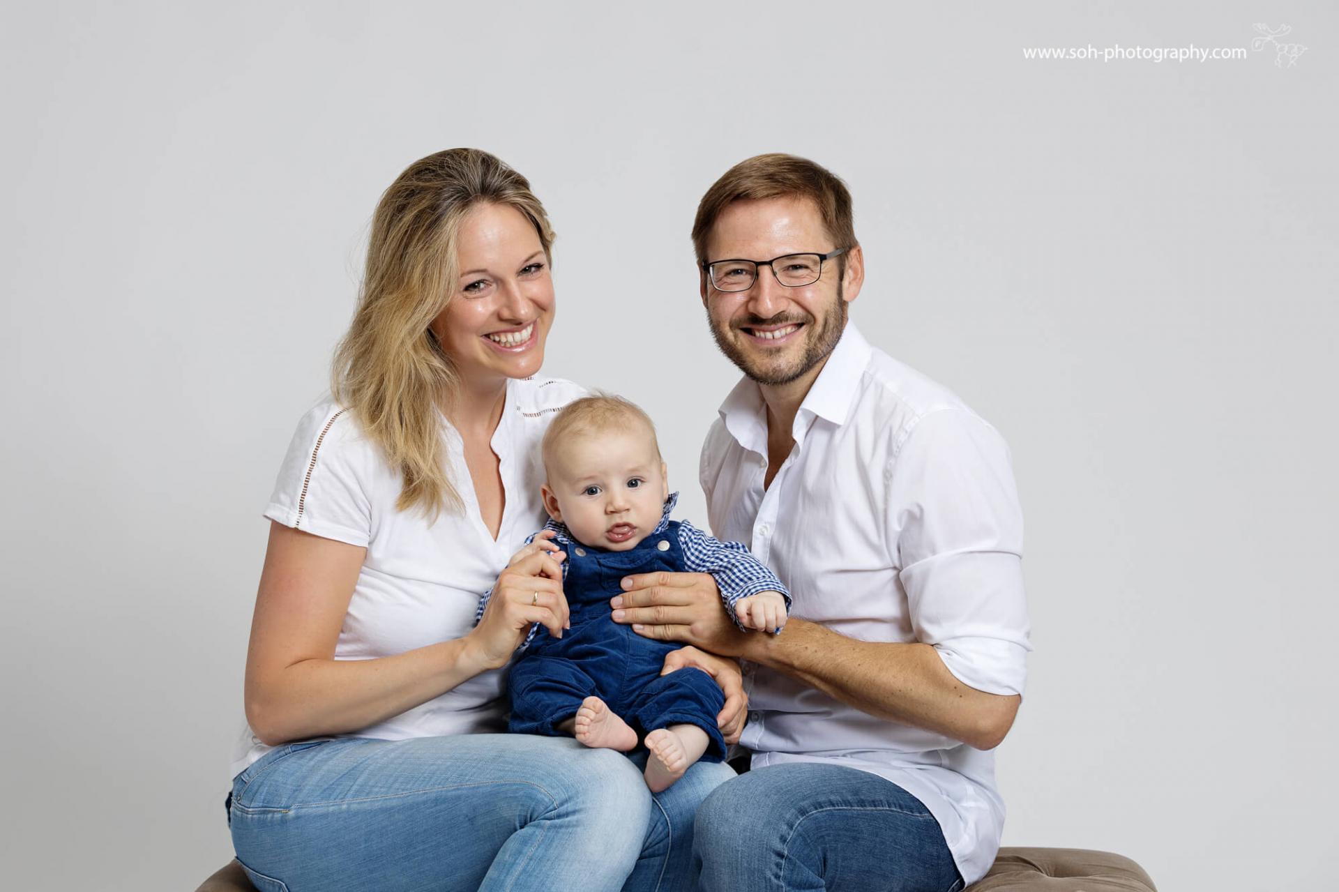 Familien Fotoshooting Babybauch und Baby mit Fotografin – 12