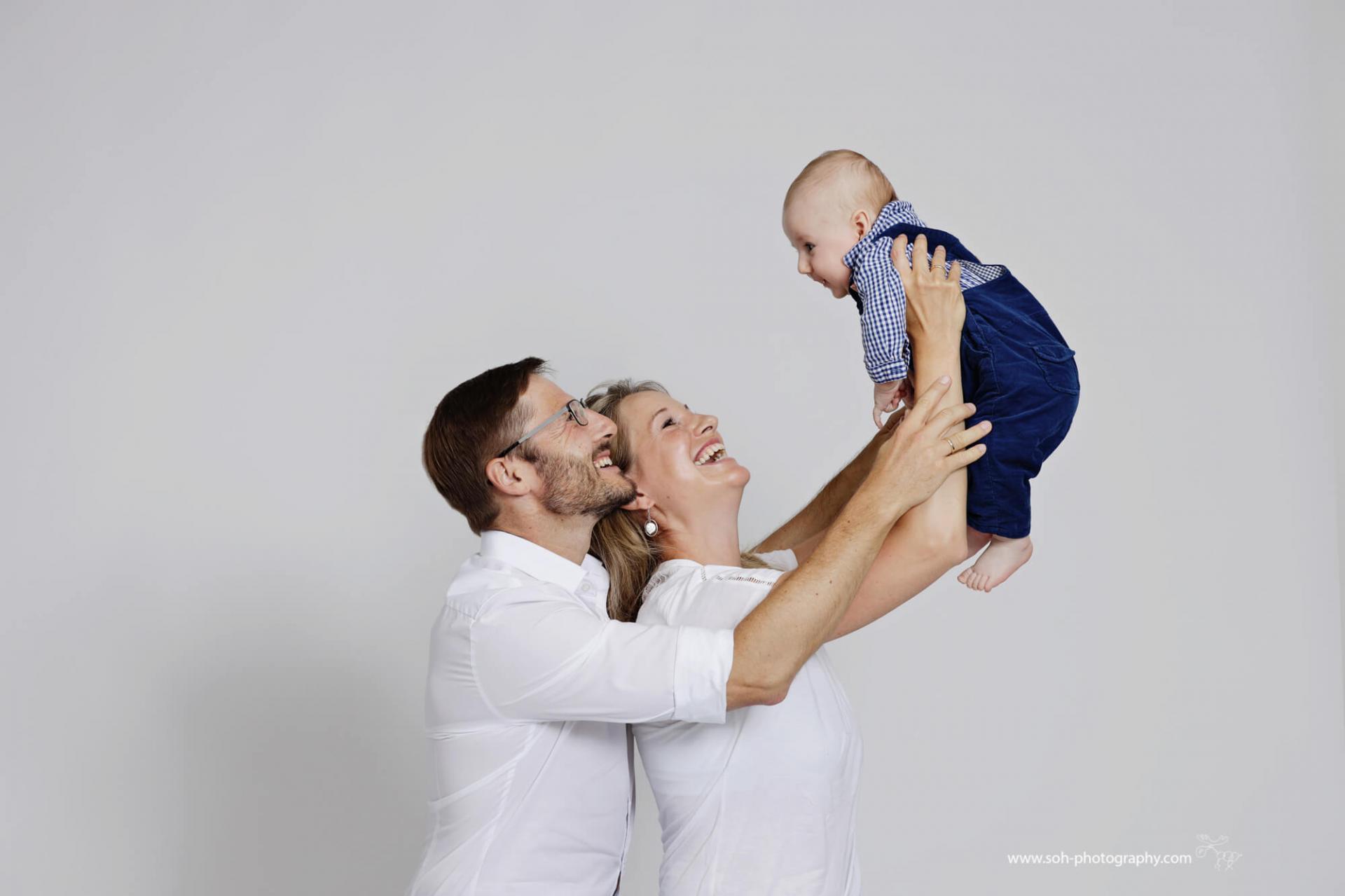 Familien Fotoshooting Babybauch und Baby mit Fotografin – 15