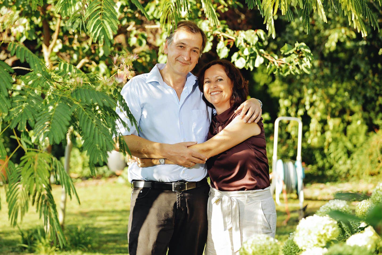 Familien Fotoshooting im Garten im Burgenland Fotografin – 10
