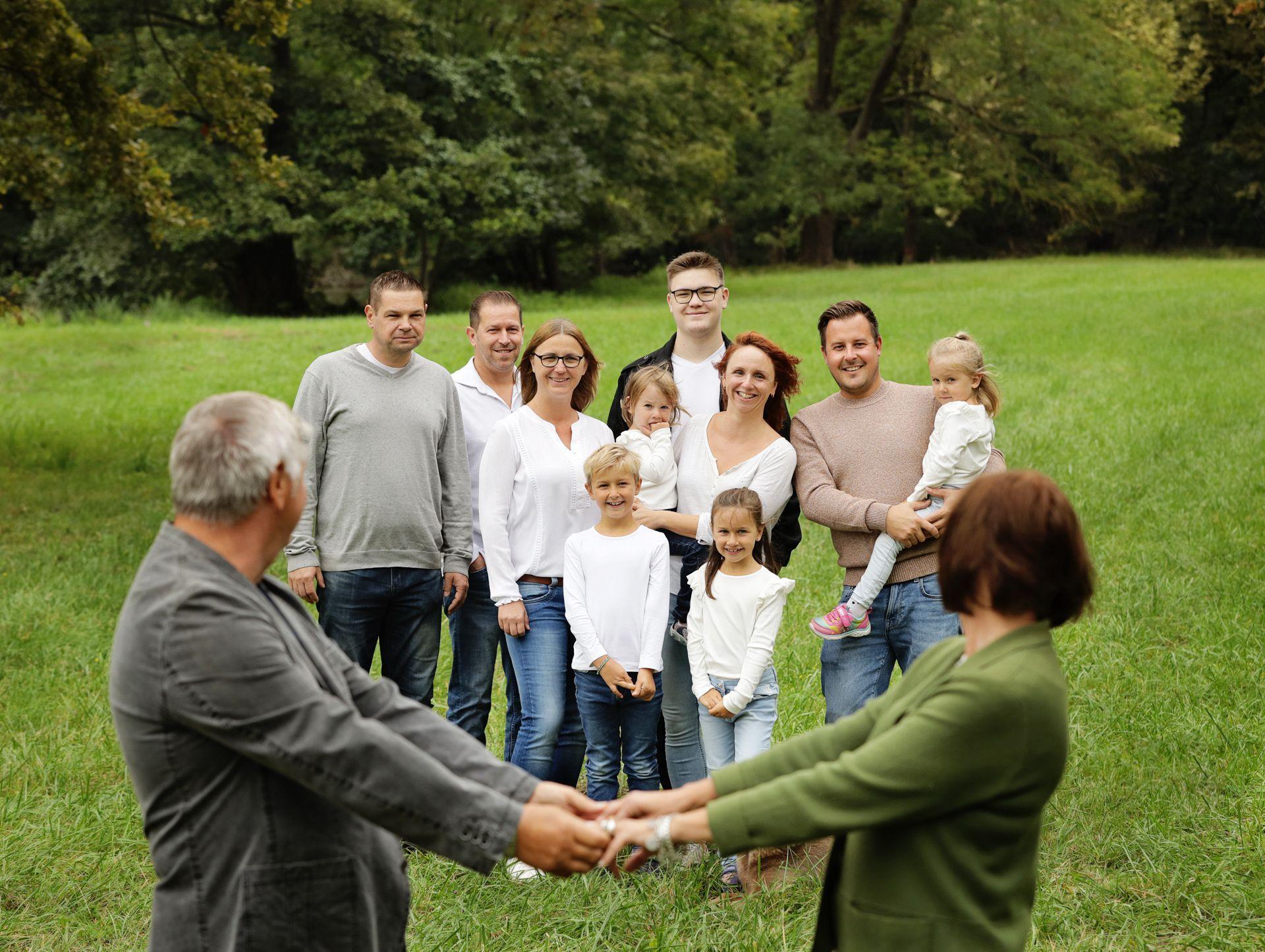 Familien Fotoshooting im Harrachpark Bruck an der Leitha – 3