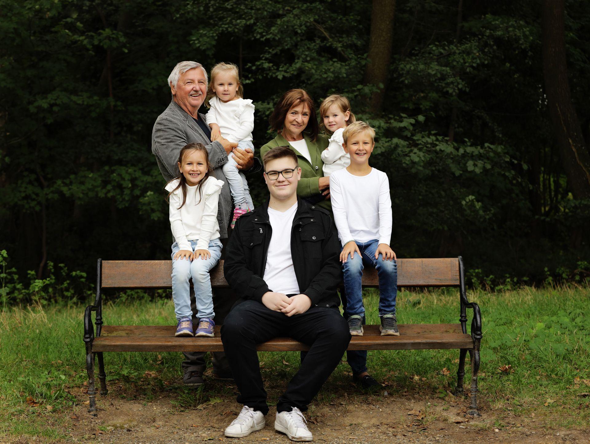 Familien Fotoshooting im Harrachpark Bruck an der Leitha – 7