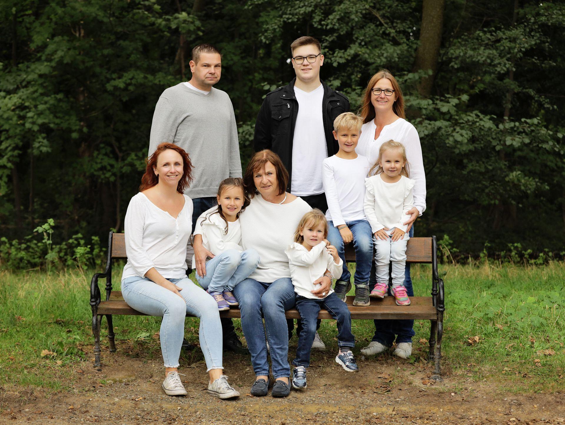 Familien Fotoshooting im Harrachpark Bruck an der Leitha – 10
