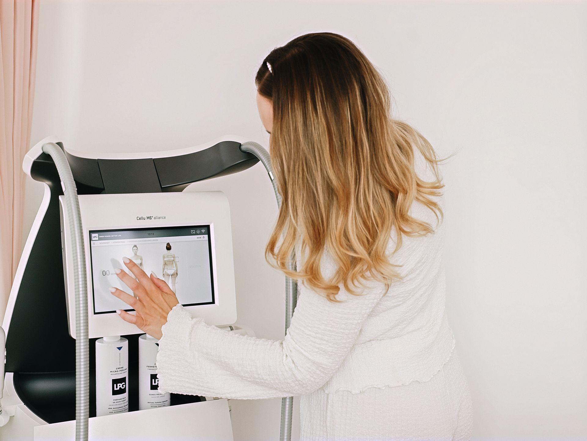 Authentische Brandingfotos für Kosmetikerin im Beauty Studio – 5