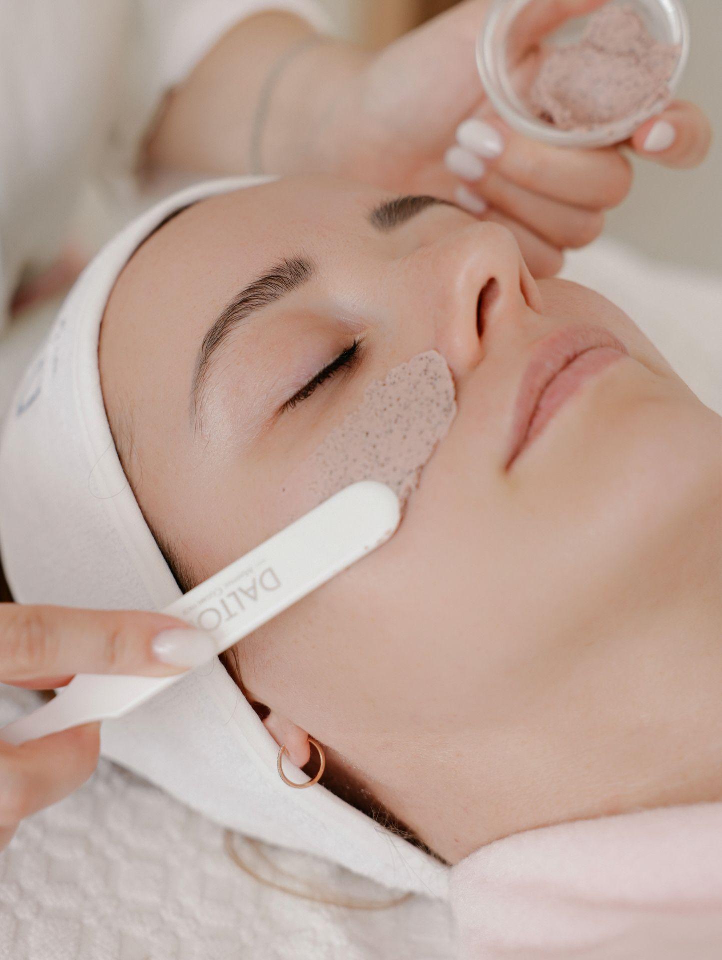 Authentische Brandingfotos für Kosmetikerin im Beauty Studio – 17